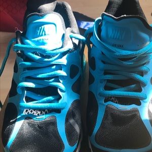 Like new, hardly used Women’s Nike Air Max